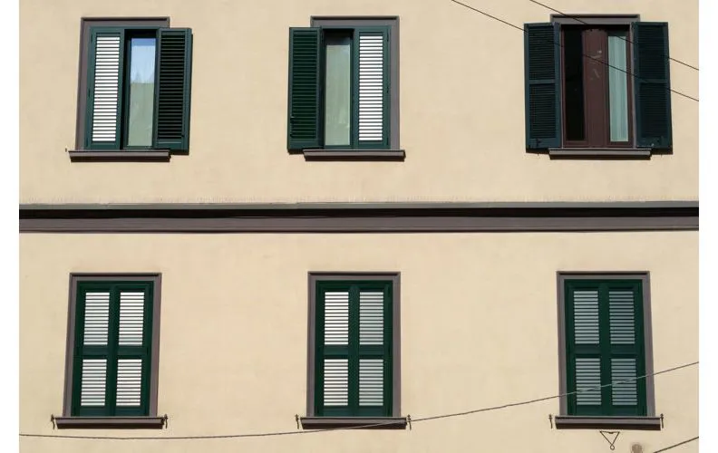 Scuri in legno e alluminio a Verona