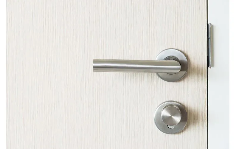 Maniglie per Porte e Finestre a Verona